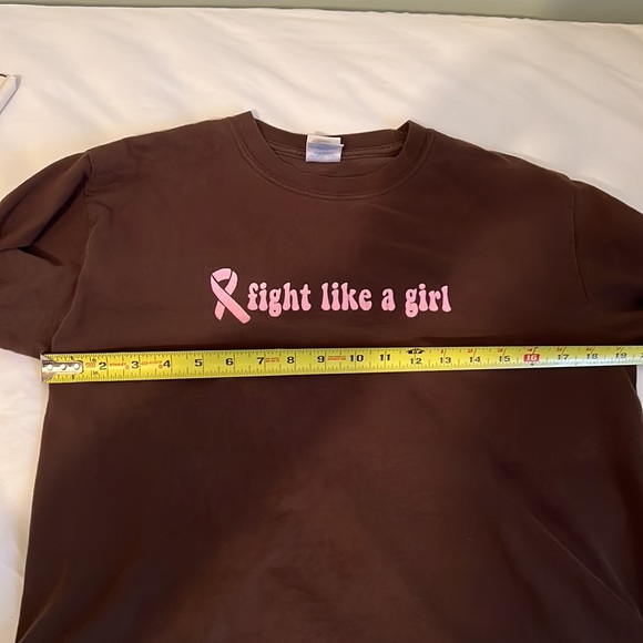 Pre-loved long sleeved T-shirt from a breast cancer fundraiser. - Picture 4 of 6